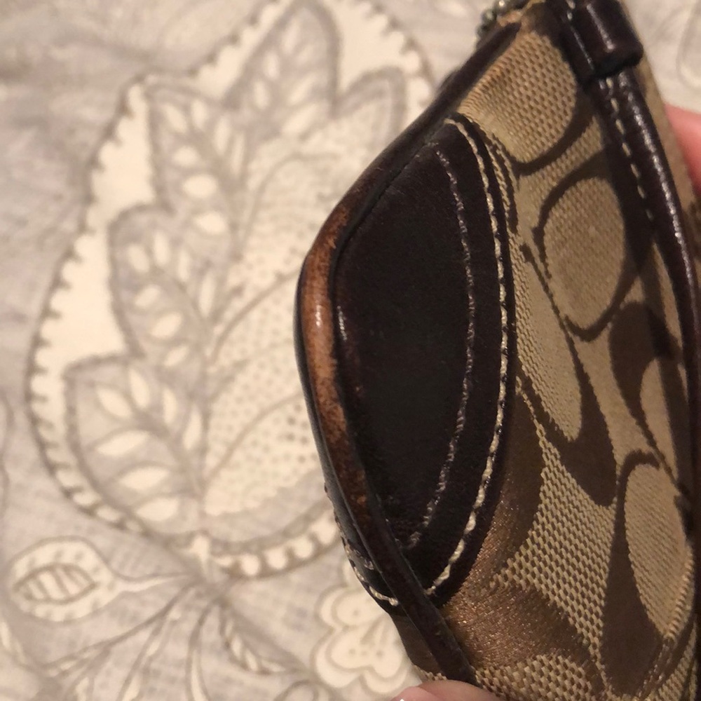 Coach wristlet - Picture 4 of 5